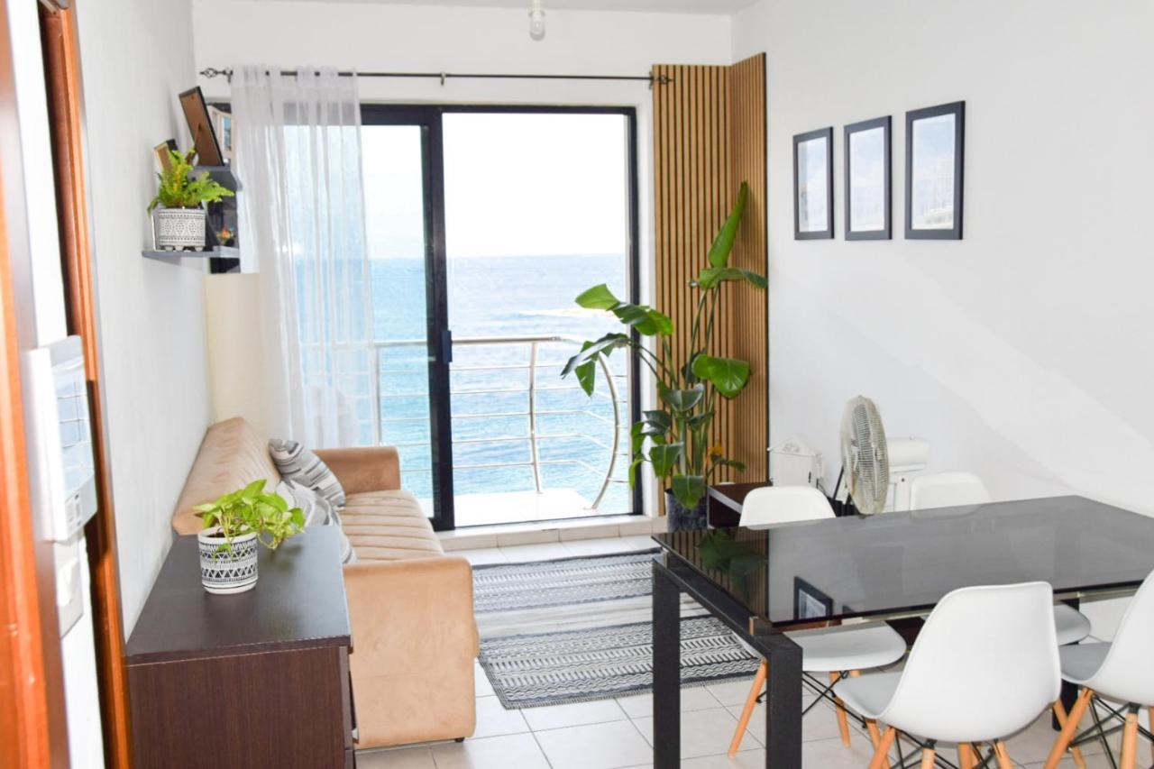 F8 1 Seaview Room, Living And Bathroom Shared , Stjulians Saint Julian's Екстер'єр фото